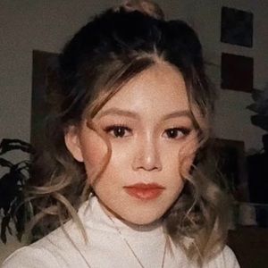 Meet your Posher, Valentina